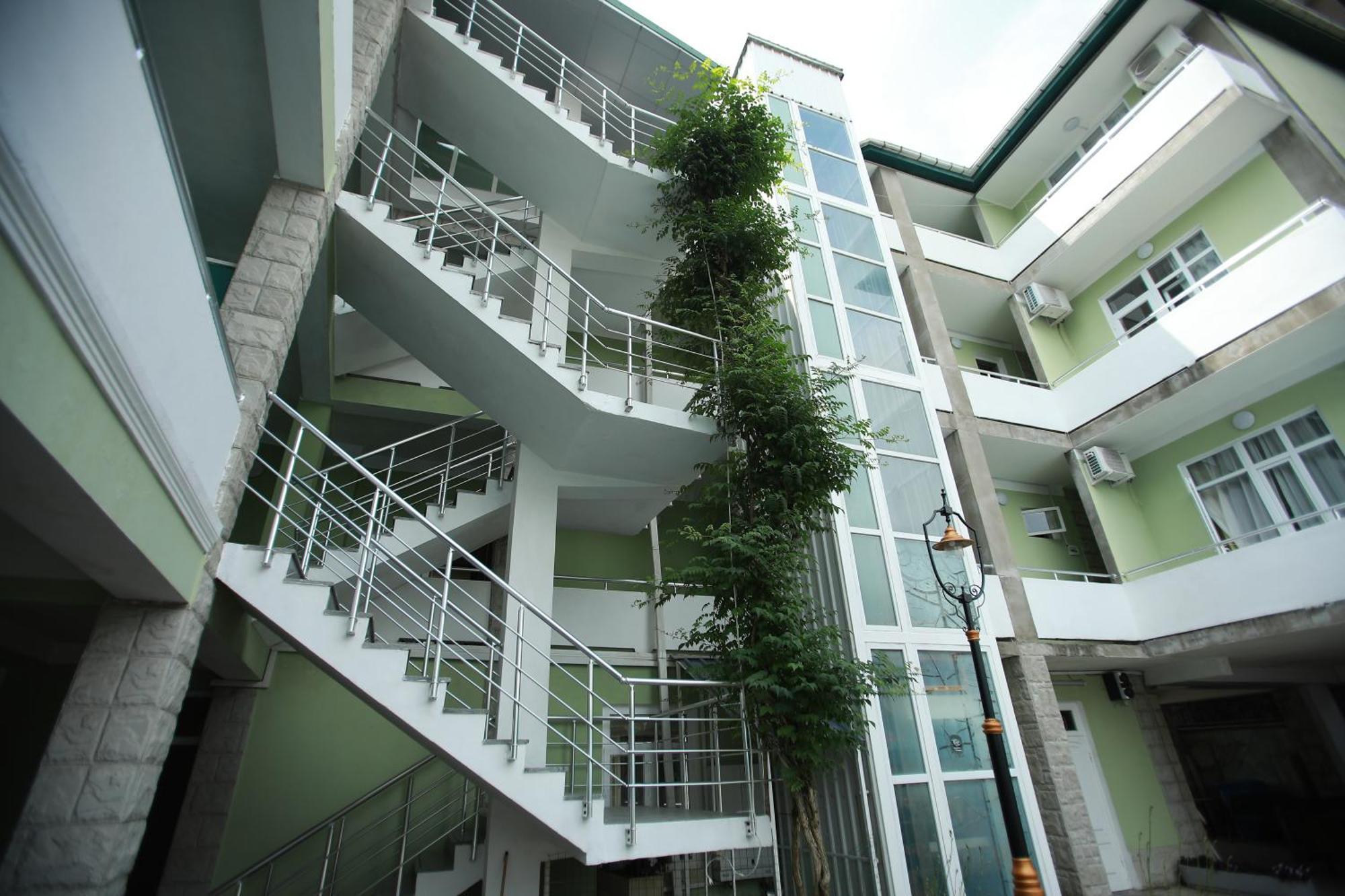 Green House Hotel Kobuleti Extérieur photo