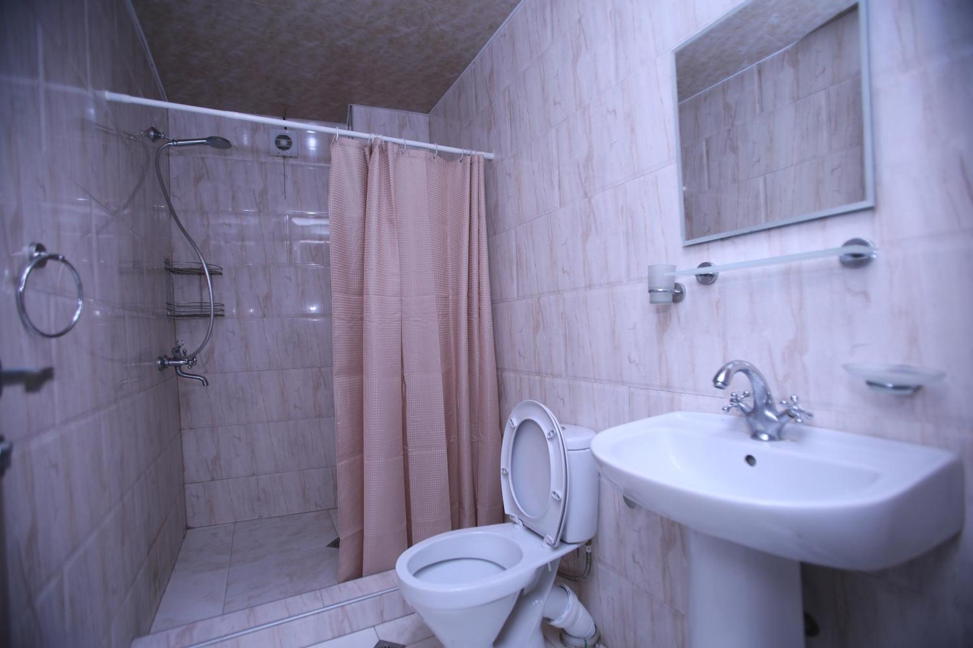 Green House Hotel Kobuleti Extérieur photo