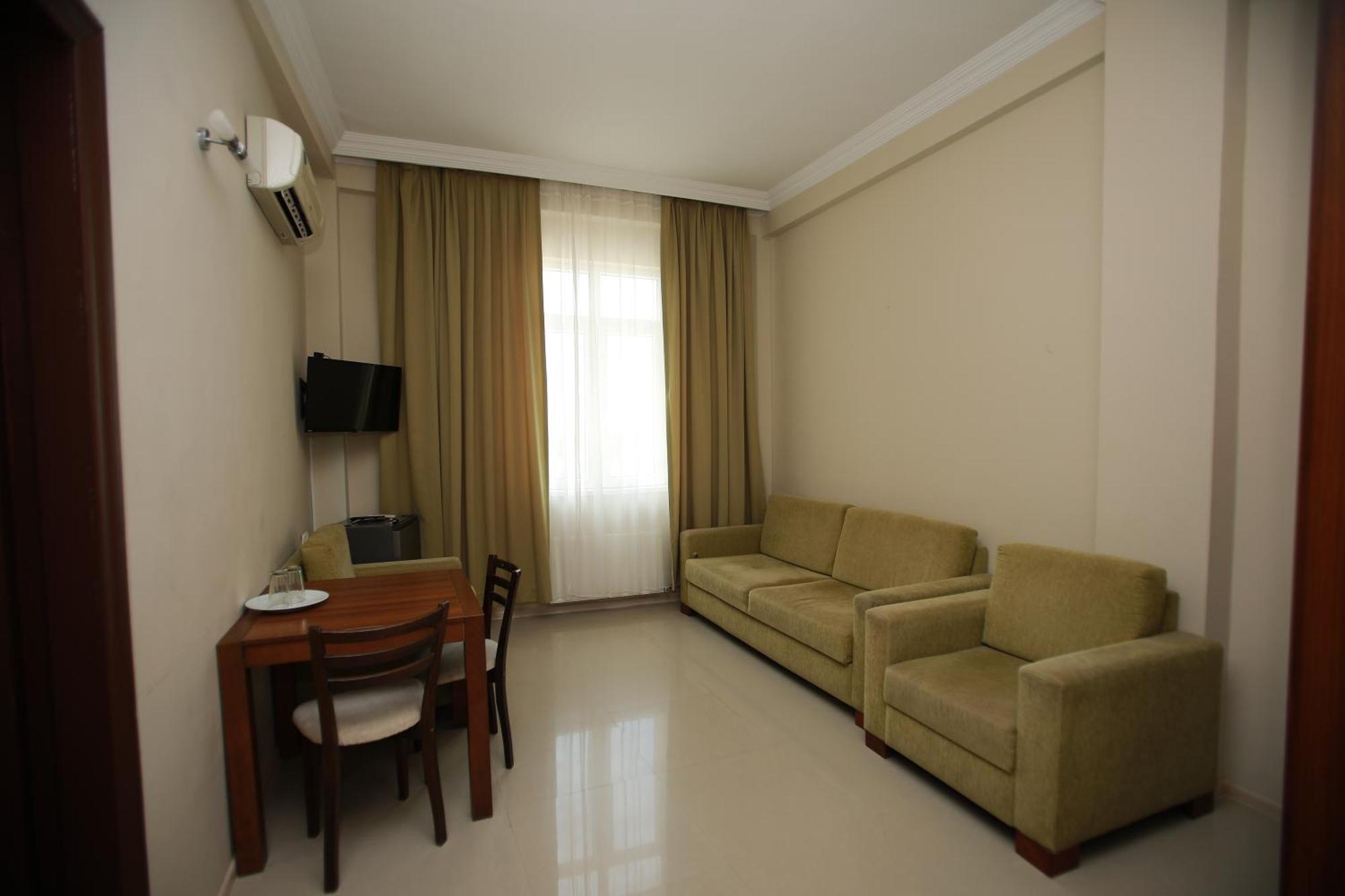 Green House Hotel Kobuleti Extérieur photo