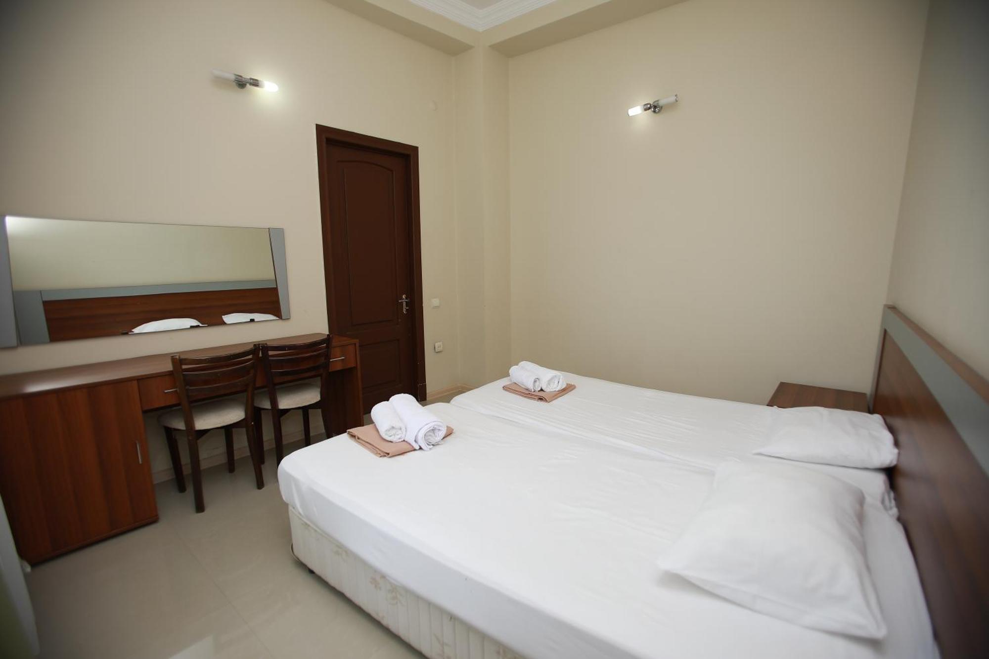 Green House Hotel Kobuleti Extérieur photo